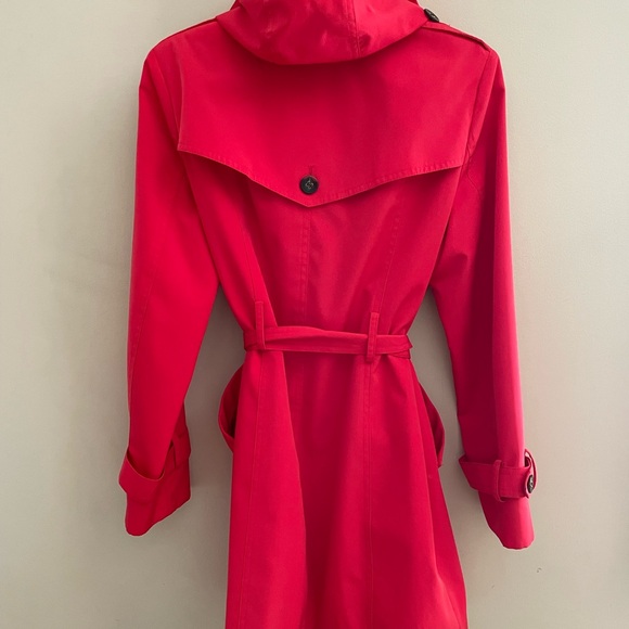 Calvin Klein Small Petite Trench Coat in fire red-orange. - Picture 2 of 4
